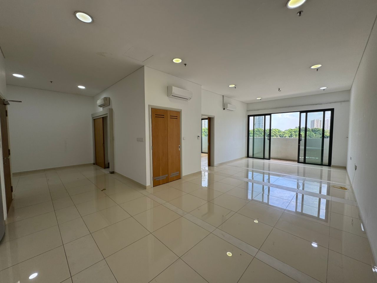 plaza-arkadia-soho-desa-parkcity (2)